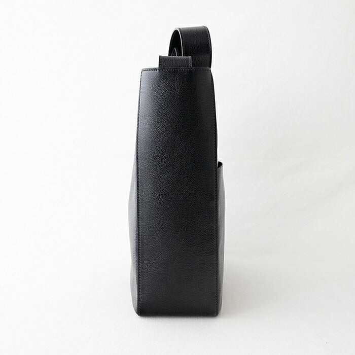 イルビゾンテ ショルダーバッグ (54252300310) Leather Shoulder Bag IL BISONTE(バッグ)