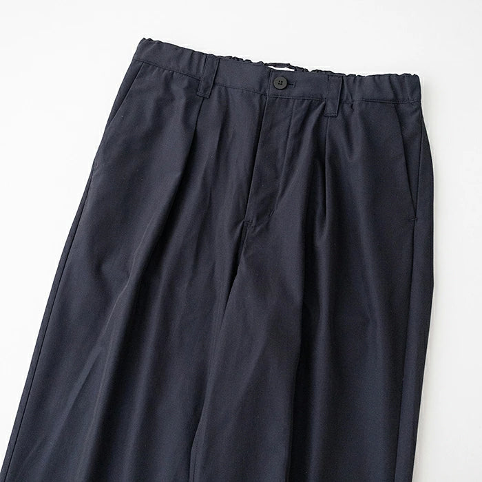 スティルバイハンドナイロン1タックテーパードパンツ(PT06244)STILLBYHAND(メンズ)【2025春夏】*送料無料*【後払い決済不可】*