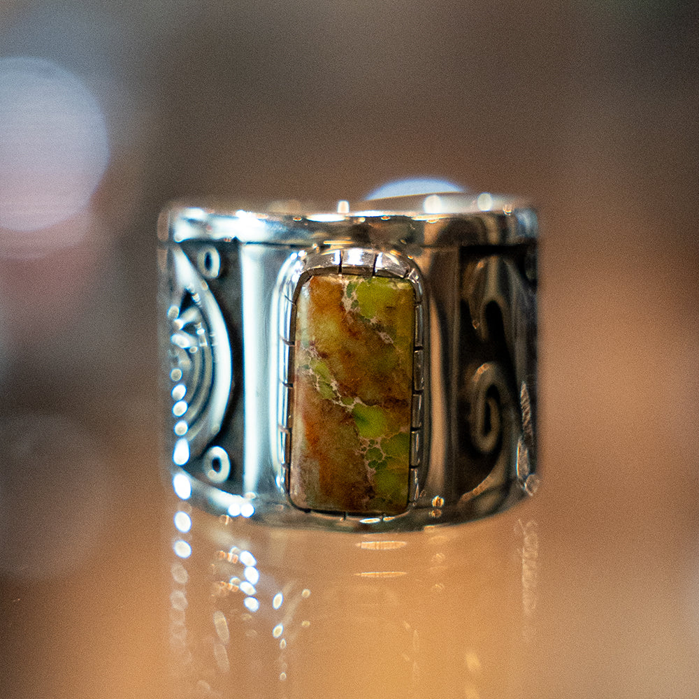 Hopi Sonoran Gold Turquoise Band Ring<br>【Clifton Mowa】<br>(LEW140302)