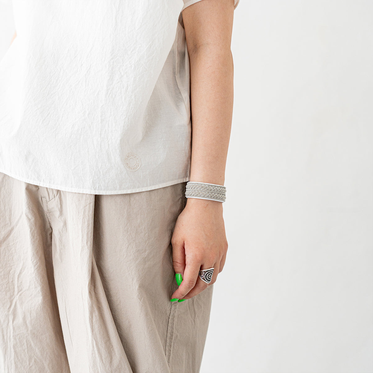 AZ006<br>(14079) <br>saami crafts(accessories)