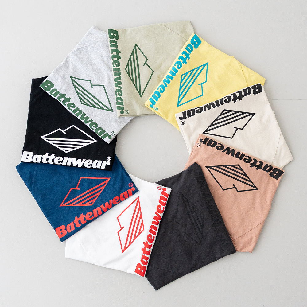 ワラワラスポーツ×バテンウェア × PLUS USP <br>Battenwear Old Logo BBT <br>(BTNOLBBT)(レディース/メンズ) <br>【2026春夏】