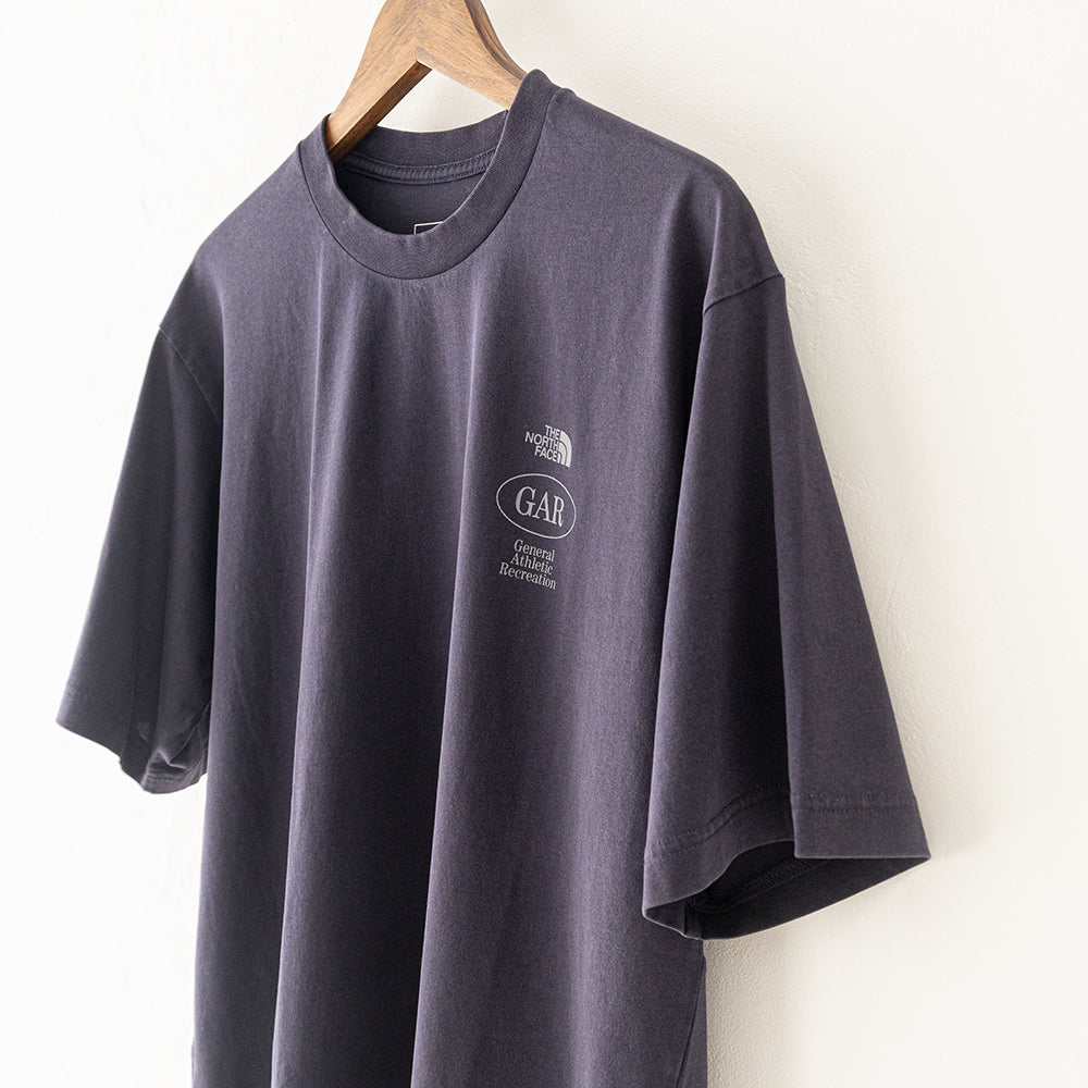 ザ・ノース・フェイス <br>GARスモーラータイポグラフィックショートスリーブティー <br>(NT32667) <br>GAR Smaller Typographic S/S Tee <br>THE NORTH FACE(メンズ) <br>【2026春夏】
