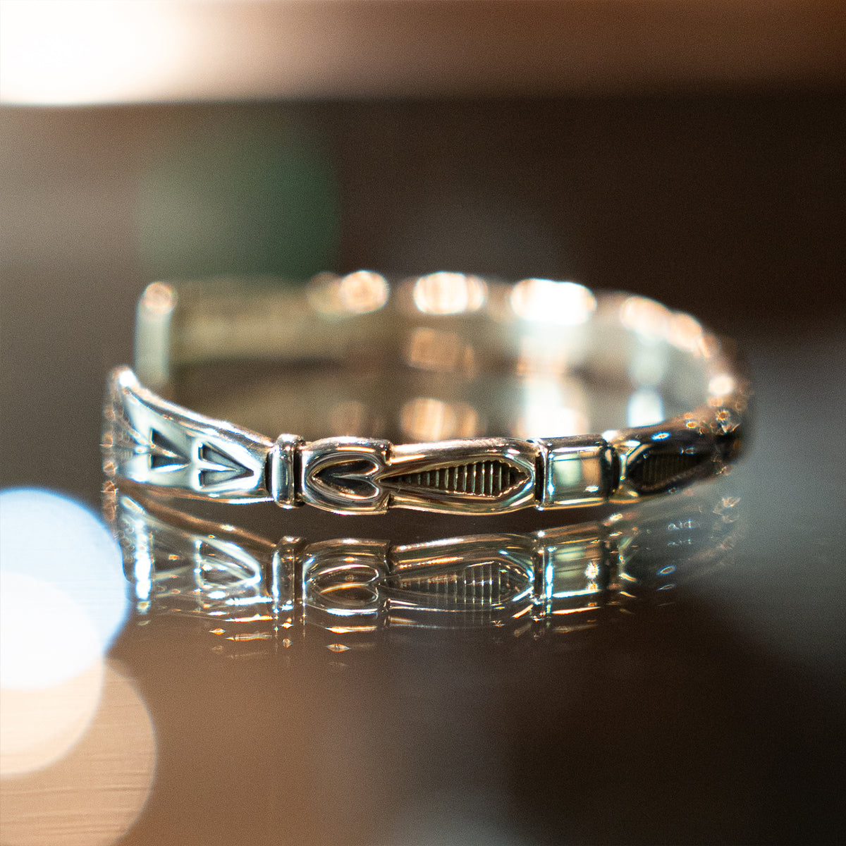 Stamped Narrow Bracelet<br>【Howard Nelson】<br>(LEW239704)