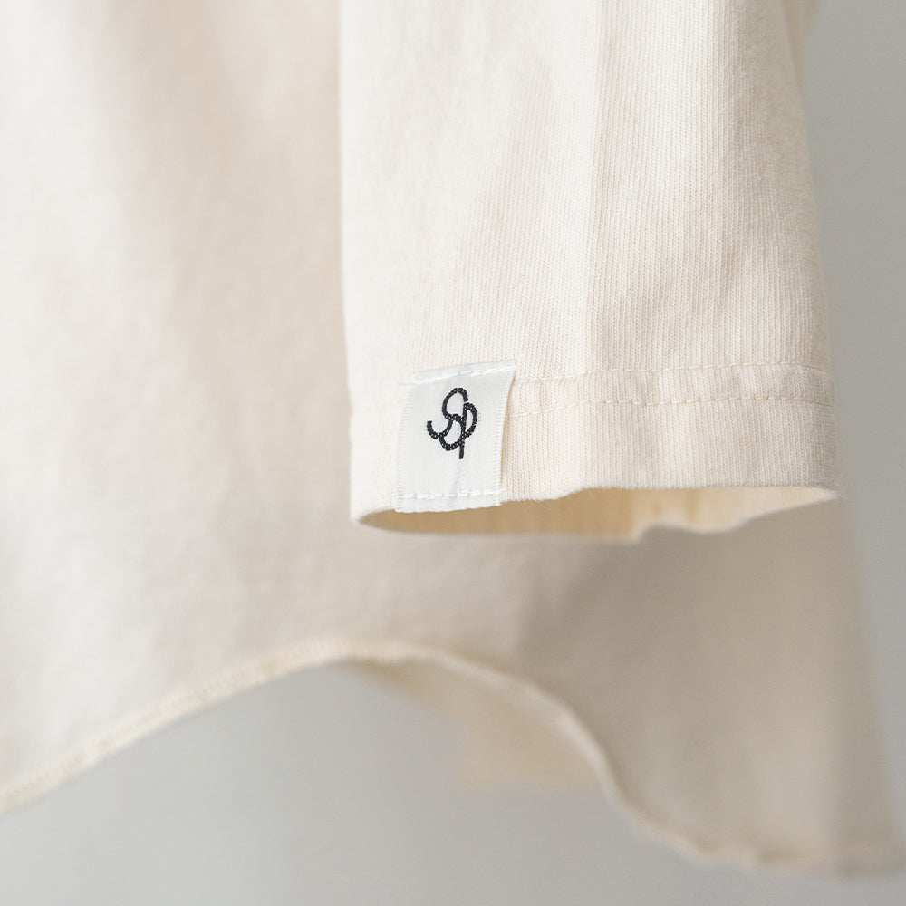 ワラワラスポーツ×バテンウェア × PLUS USP <br>Battenwear Old Logo BBT <br>(BTNOLBBT)(レディース/メンズ) <br>【2026春夏】