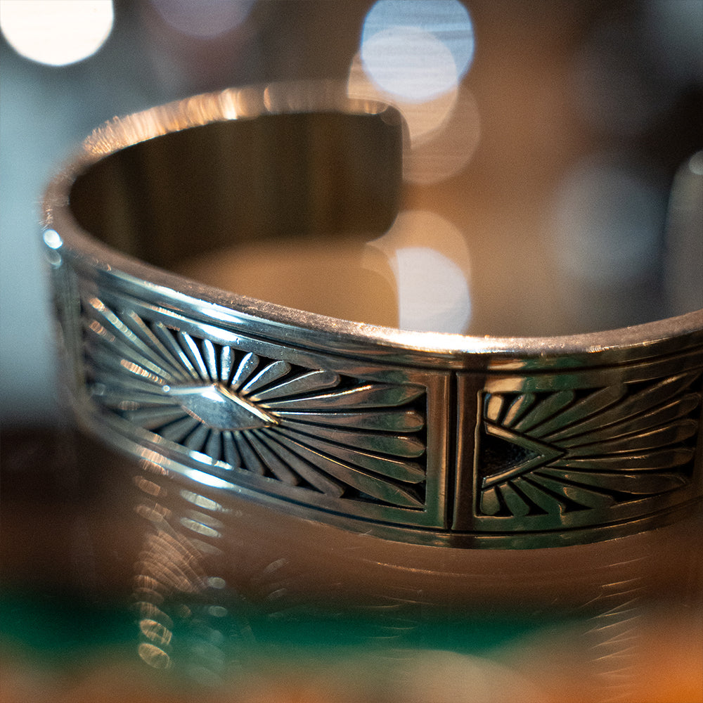 Sunburst Design Bracelet<br>【Howard Nelson】<br>(LEW236103)