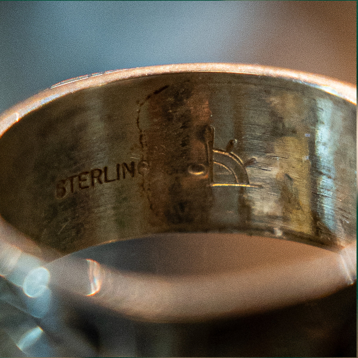 Hopi 3/8"width Sunface Band Ring<br>【Clifton Mowa】<br>(LEW137902)<br>リングサイズ23号