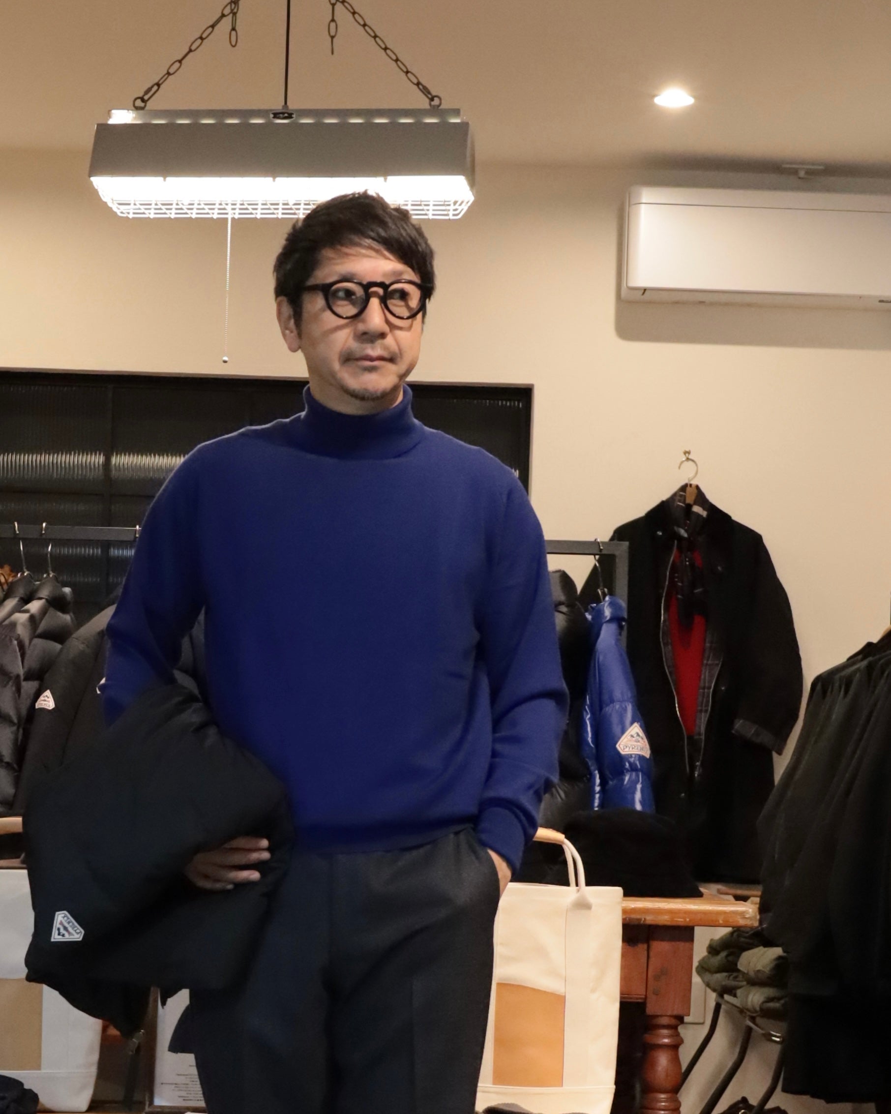 ジョンスメドレーとピレネックスののレイヤードスタイルをご紹介します。