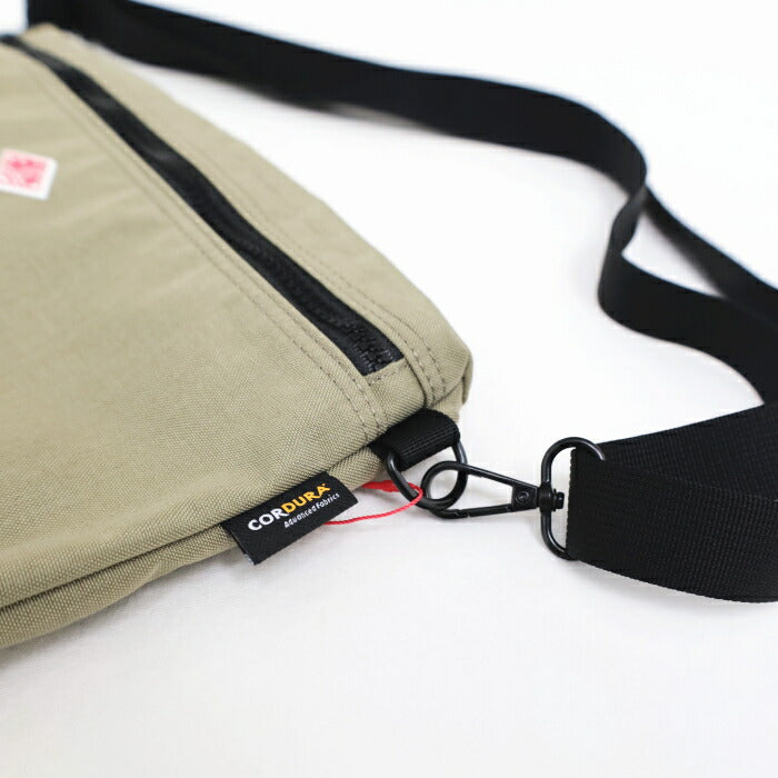 ダントンコーデュラナイロンショルダーバッグ(PALAISGARNIER)CORDURACANVASSHOULDERBAGDANTON(バッグ)【2024秋冬】*送料無料*【後払い決済不可】*