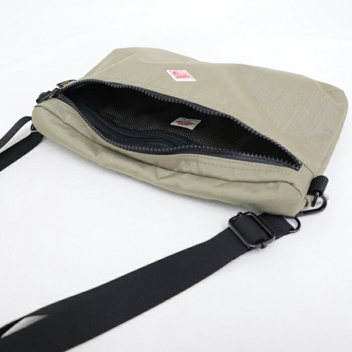 ダントンコーデュラナイロンショルダーバッグ(PALAISGARNIER)CORDURACANVASSHOULDERBAGDANTON(バッグ)【2024秋冬】*送料無料*【後払い決済不可】*