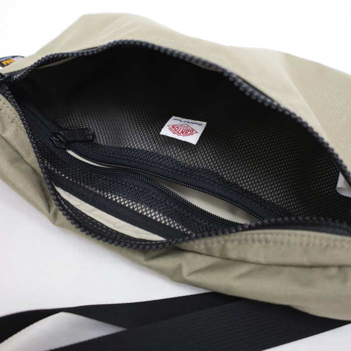 ダントンコーデュラナイロンショルダーバッグ(PALAISGARNIER)CORDURACANVASSHOULDERBAGDANTON(バッグ)【2024秋冬】*送料無料*【後払い決済不可】*