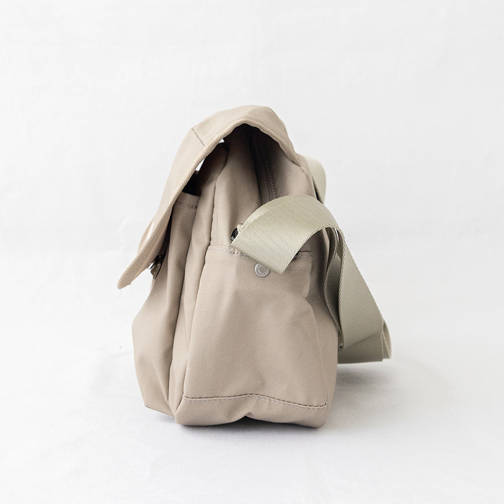 キャンバス ショルダーバッグ<br> (OBERKAMPF) <br>(バッグ)