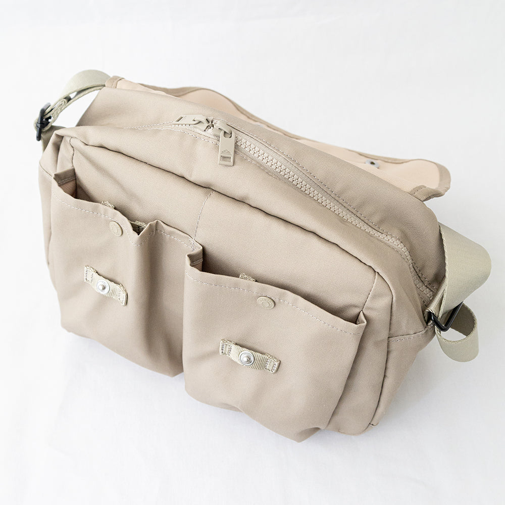 キャンバス ショルダーバッグ<br> (OBERKAMPF) <br>(バッグ)