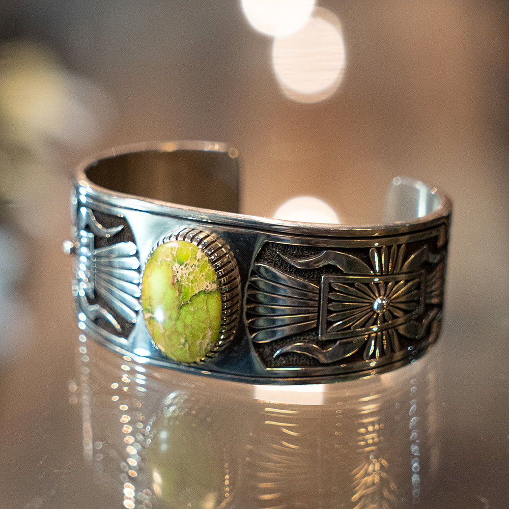 Sonoran Gold Turquoise Sunburst & Ketoh Design Bracelet<br>【Howard Nelson】<br>(LEW239002)