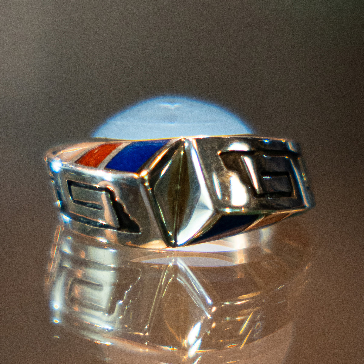 Multistone Inlay＆Overlay Twisted Ring<br>【Lonn Parker】<br>(LEW139701)<br>リングサイズ18号