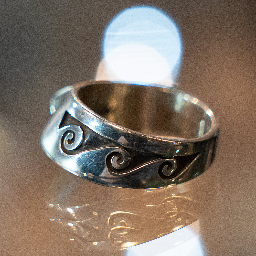 Multistone Inlay＆Overlay Twisted Ring<br>【Lonn Parker】<br>(LEW137701)