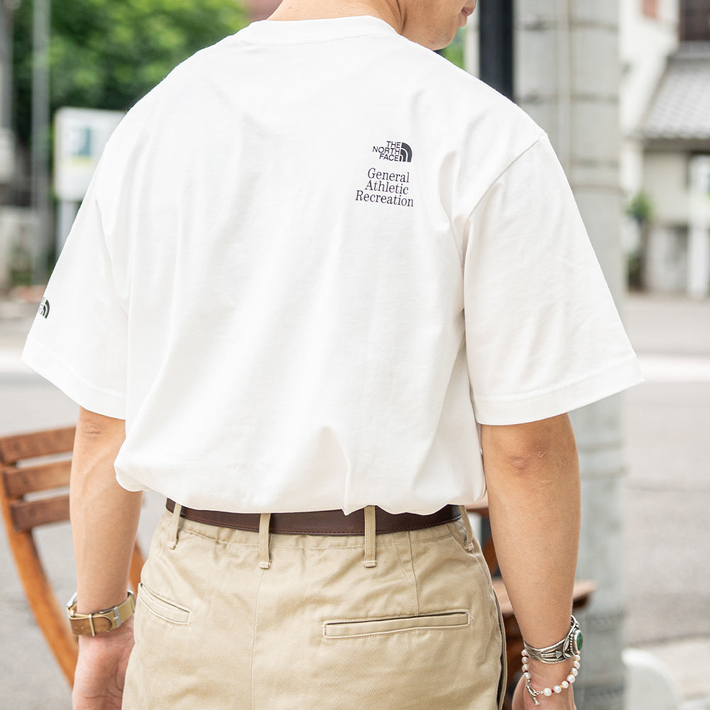 ザ・ノース・フェイス  <br>GAR タイポグラフィックホワイトショートスリーブティー <br>(NT32666) <br>GAR Typographic White S/S Tee <br>THE NORTH FACE(レディース/メンズ) <br>【2026春夏】