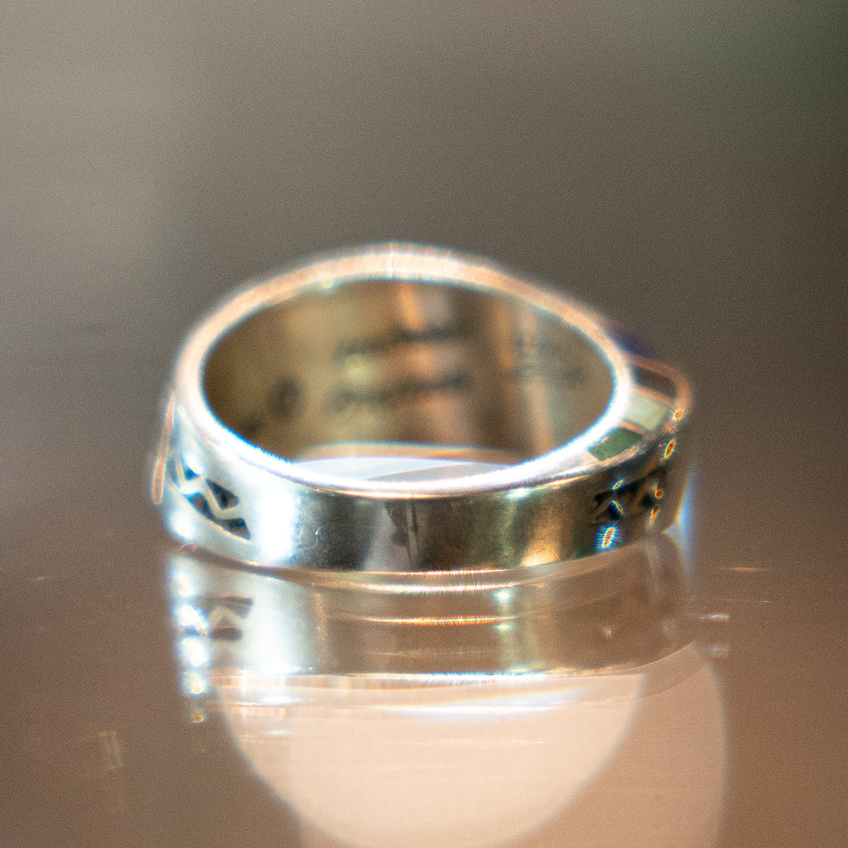 Multistone Inlay＆Overlay Twisted Ring<br>【Lonn Parker】<br>(LEW138001)<br>リングサイズ17号