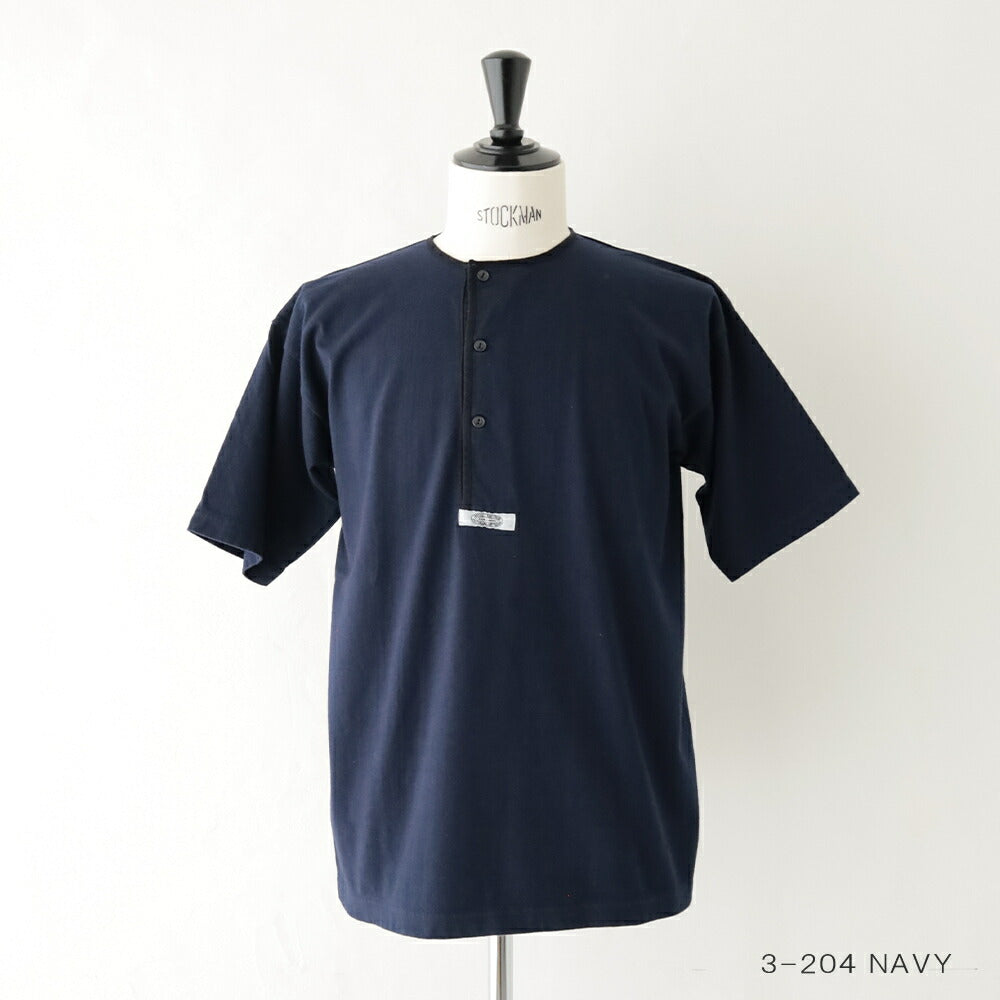 ナイジェルケーボン7.8オンスヘンリーネックTシャツ-モディファイ(80520021065)7.8ozHENLEYNECKSHIRTMODIFYNigelCabourn(メンズ)【2026春夏】*送料無料*【後払い決済不可】*