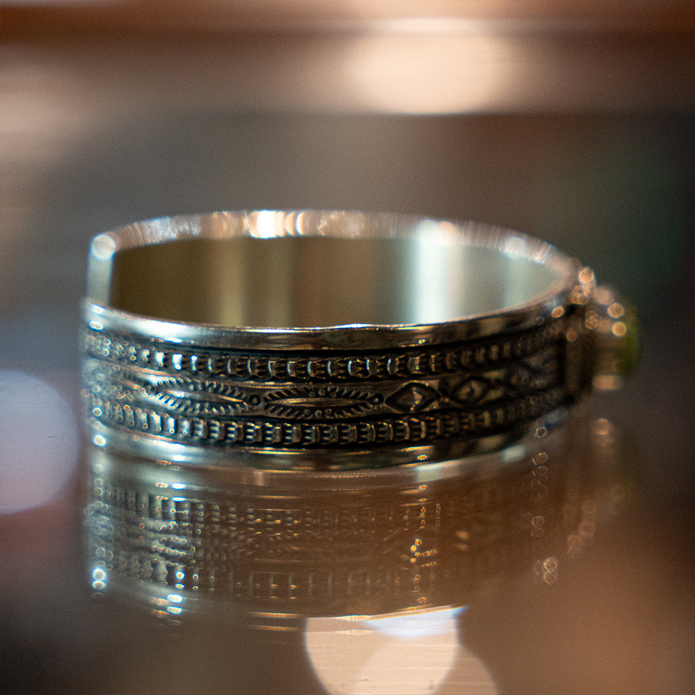 5/8" width Stamped Sonoran Gold Turquoise Bracelet<br>【Stanley Parker】<br>(LEW240402)