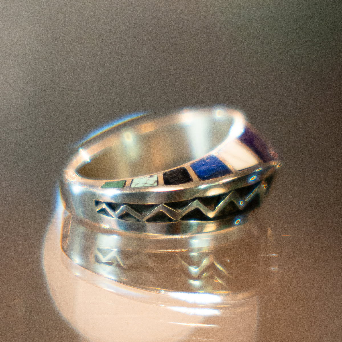 Multistone Inlay＆Overlay Twisted Ring<br>【Lonn Parker】<br>(LEW138001)<br>リングサイズ17号
