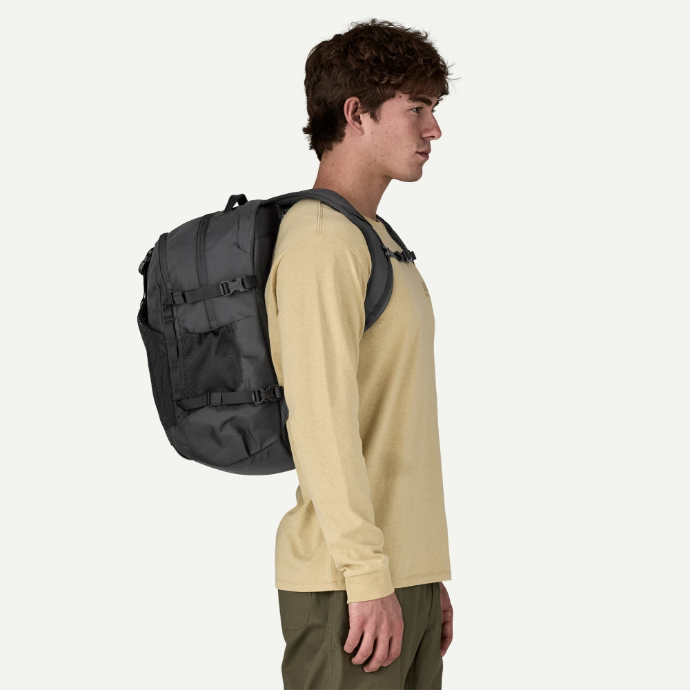 レフュジオ・デイパック 30L <br>(47929) <br>(バッグ)