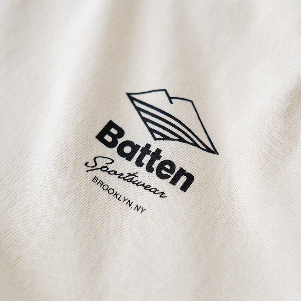 ワラワラスポーツ×バテンウェア × PLUS USP <br>Battenwear Old Logo BBT <br>(BTNOLBBT)(レディース/メンズ) <br>【2026春夏】